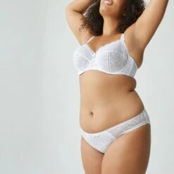 Soutien-gorge Emboîtant Avec Armatures Star White Luccia -Bestform BL14409 016 WEB 31 997dd9e2 3f0f 45cc b743 060609c6f01c