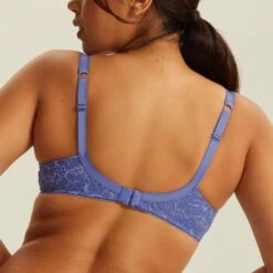 Soutien-gorge Emboîtant Avec Armatures Bleu Porcelaine LUCCIA HARMONY 7 Soutien-gorge Emboîtant Avec Armatures Bleu Porcelaine LUCCIA HARMONY -Bestform BL14509 A32 WEB 22