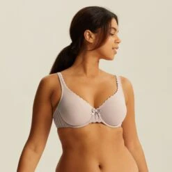 Soutien-gorge Emboîtant Avec Armatures Beige Noisette Stockholm -Bestform BL44446 042 WEB 1 604699ea b6cf 4e32 b234 24b9d2b51f9f